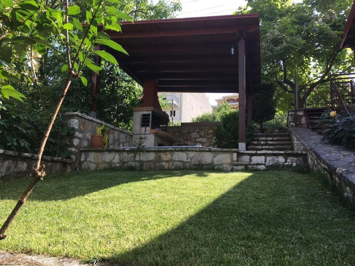 Wooden House In Ioannina Διαμέρισμα Εξωτερικό φωτογραφία